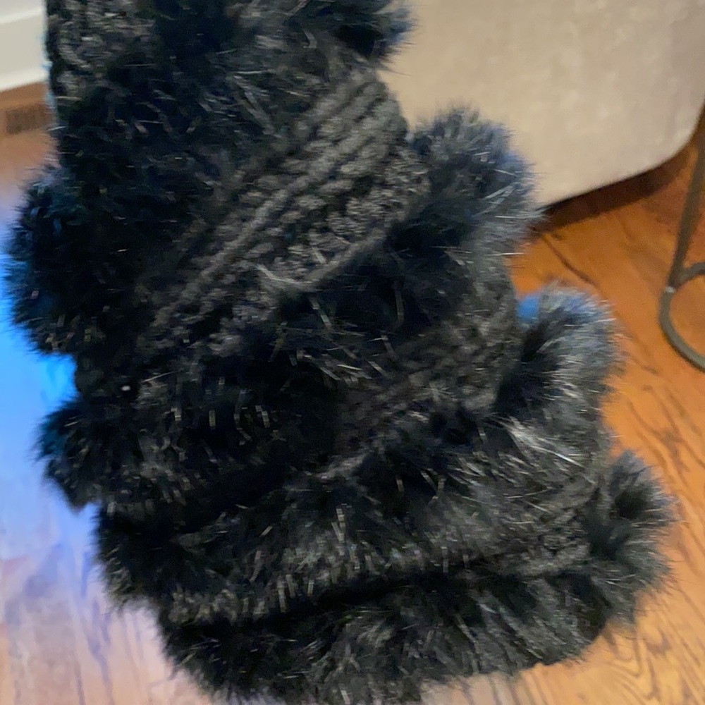Scoop Nyc Loop / Infinity Scarf View 6